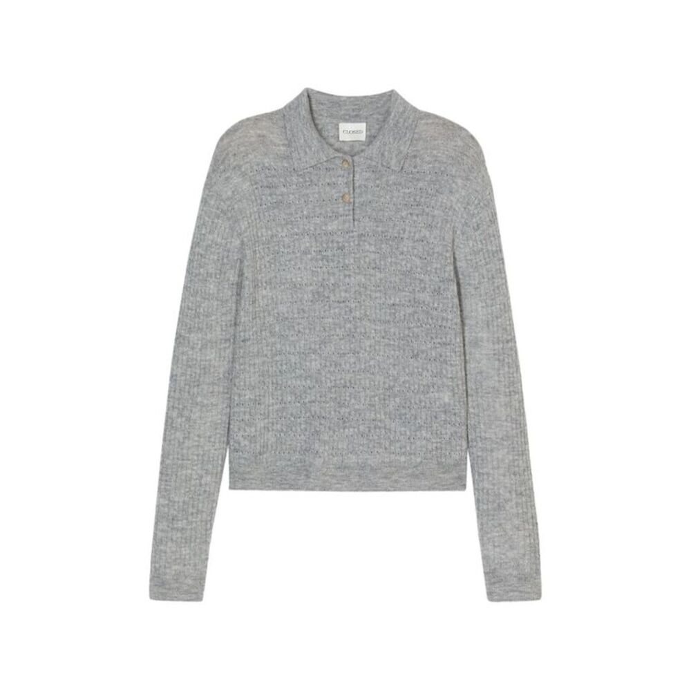 Closed Women Tops
